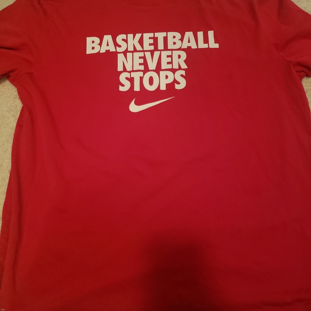 Nike basketball never stop dri fit in red size xl